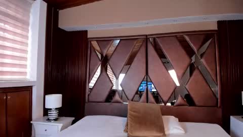 aidajoness online show from February 19, 2026, 1:07 pm