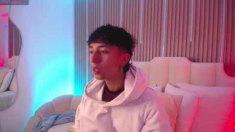 Aiden online show from March 4, 2026, 12:55 pm