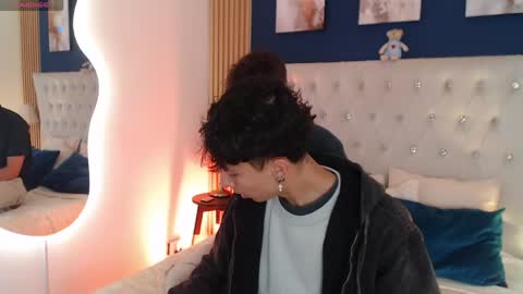 Snapshot of aiden_rivers_ chatting on April 29, 2026, 1:15 pm Aiden online show from April 29, 2026, 1:15 pm
