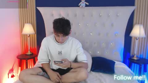 Snapshot of aiden_rivers_ chatting on May 8, 2026, 3:06 pm Aiden online show from May 8, 2026, 3:06 pm