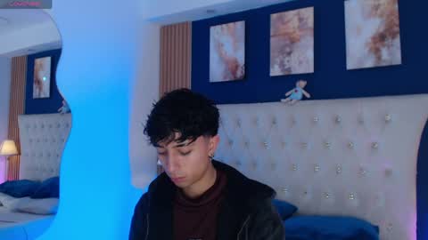 Snapshot of aiden_rivers_ chatting on May 9, 2026, 12:54 pm Aiden online show from May 9, 2026, 12:54 pm