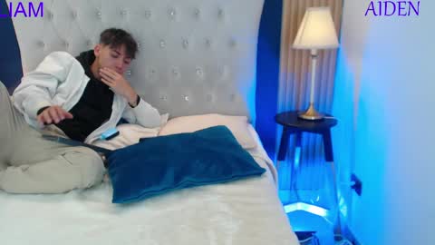 Snapshot of aiden_rivers_ chatting on May 14, 2026, 12:56 pm Aiden online show from May 14, 2026, 12:56 pm
