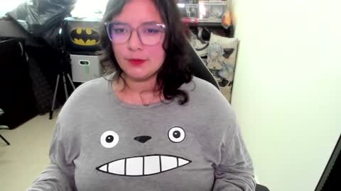 Catalina online show from December 16, 2025, 2:33 pm