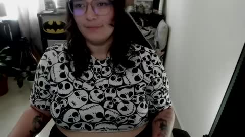 Catalina online show from April 20, 2026, 2:42 pm