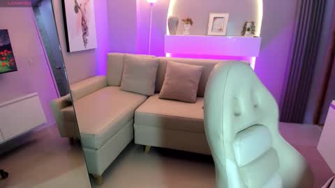 Snapshot of ailee_naughty chatting on February 27, 2026, 2:22 am online show from February 27, 2026, 2:22 am