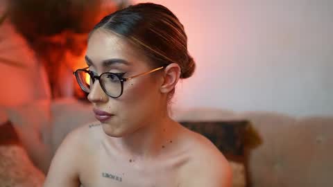  Aileen  online show from April 20, 2026, 8:32 pm