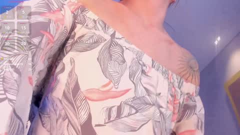  AILEEN VEGA  online show from December 7, 2024, 5:42 pm