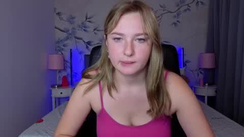 Alisa online show from October 22, 2025, 9:42 am