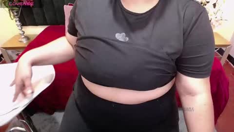 Ailyn rouss online show from January 7, 2026, 1:19 am