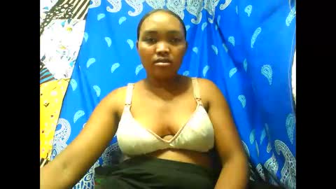 Snapshot of aimealdy chatting on February 15, 2026, 3:53 pm aimealdy online show from February 15, 2026, 3:53 pm