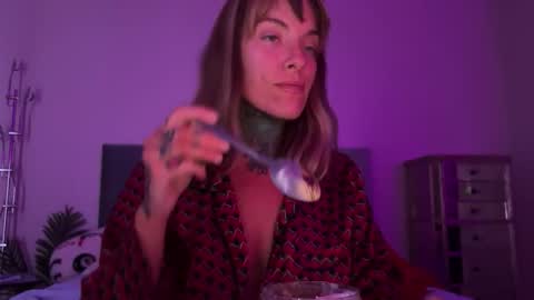 Airgead online show from December 17, 2025, 11:11 pm