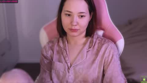 Snapshot of airyhill chatting on December 21, 2025, 12:01 pm airyhill online show from December 21, 2025, 12:01 pm