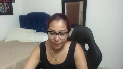 Snapshot of aisha_french chatting on April 7, 2026, 5:57 pm aisha_french online show from April 7, 2026, 5:57 pm