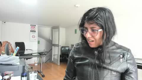 Snapshot of aisha_latina chatting on May 22, 2026, 2:33 pm Katie online show from May 22, 2026, 2:33 pm