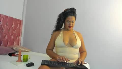 AISHA  MOORE online show from June 11, 2026, 7:23 pm