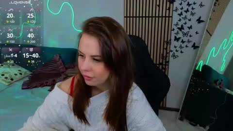 Aisha online show from November 7, 2025, 3:56 pm