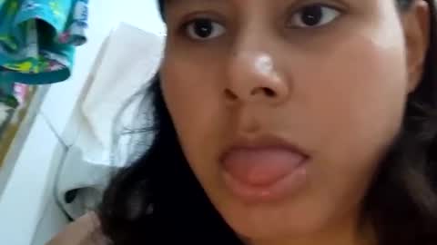 aishaaa777 online show from December 3, 2024, 12:49 pm