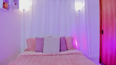 Aisha online show from June 21, 2026, 1:46 pm