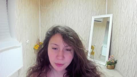 Aisha online show from January 17, 2025, 4:39 am