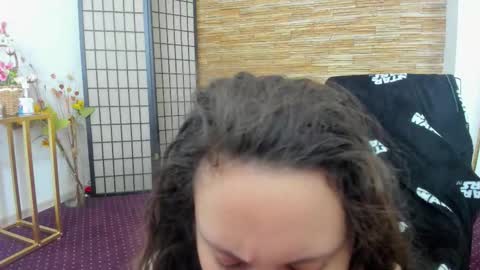 Aisha online show from November 27, 2025, 5:53 am