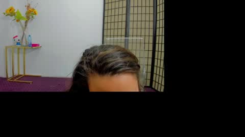 Aisha online show from April 6, 2026, 4:10 am