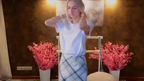 aishiro online show from February 17, 2025, 12:48 pm