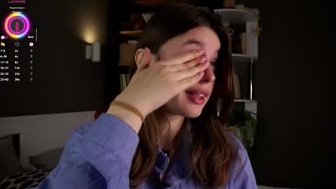 Aliza online show from September 16, 2025, 1:17 am