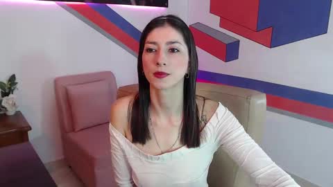 Aitana online show from February 14, 2025, 1:18 pm