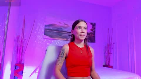 little aitana  online show from October 3, 2025, 7:33 pm