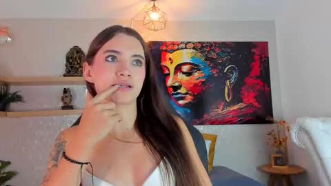 little aitana  online show from February 20, 2026, 6:26 am