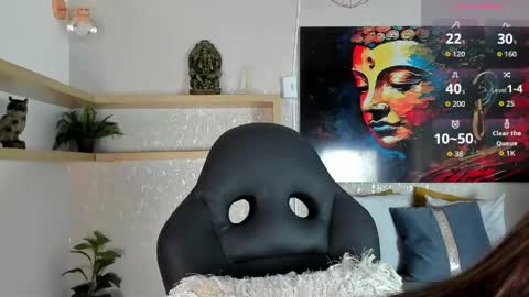 little aitana  online show from April 22, 2026, 4:15 am