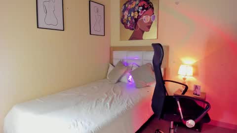 Aitana Brown online show from February 21, 2025, 1:11 am