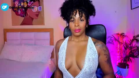 Aitana Brown online show from May 19, 2026, 10:05 pm