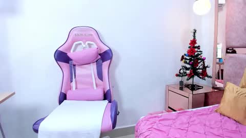 Aitana Montero online show from November 27, 2025, 11:34 am