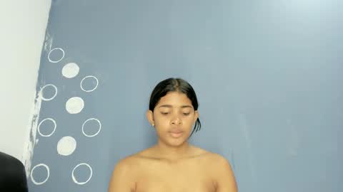 aitana online show from December 27, 2024, 12:45 pm