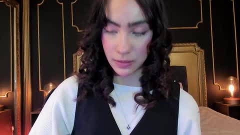 Aitana online show from November 28, 2025, 12:19 pm