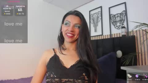 Aitana Garcia online show from October 21, 2025, 12:17 pm