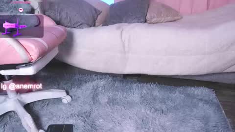 Ximena online show from October 1, 2025, 4:18 am