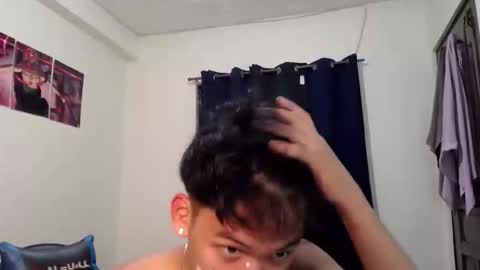 aj_daksxx online show from May 12, 2026, 8:11 am