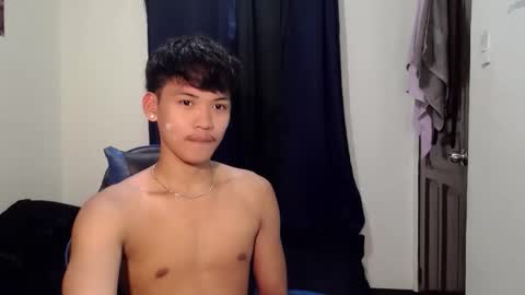 aj_daksxx online show from May 14, 2026, 4:36 pm