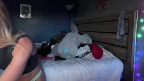 AJ online show from April 24, 2026, 2:36 am