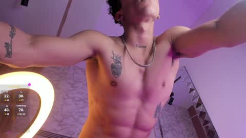 akazaboy online show from December 28, 2024, 6:50 pm