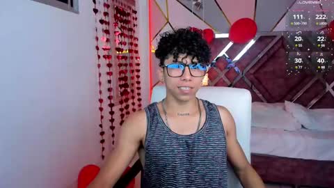 akazaboy online show from February 27, 2025, 4:52 am