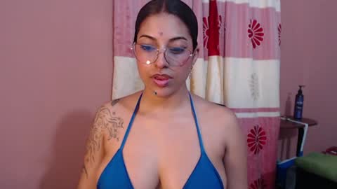 Akemi 3 online show from May 20, 2026, 9:32 pm