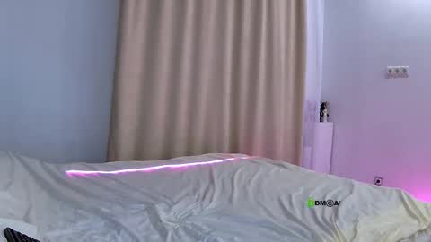 Hi Im Oli online show from November 26, 2025, 1:17 am