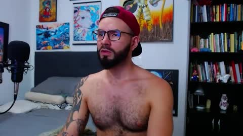 akiles online show from October 10, 2025, 11:26 pm