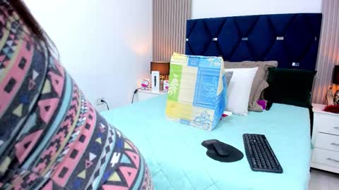 Akira online show from November 10, 2025, 4:17 pm