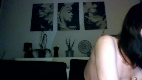 MIHAELA online show from April 4, 2026, 4:37 pm