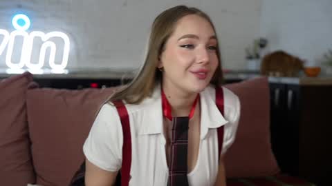 Alice and Nate online show from December 18, 2024, 8:14 pm