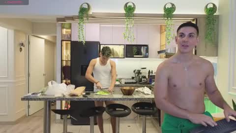 Al Fox  Miko Fortuni  online show from January 1, 2025, 1:26 am